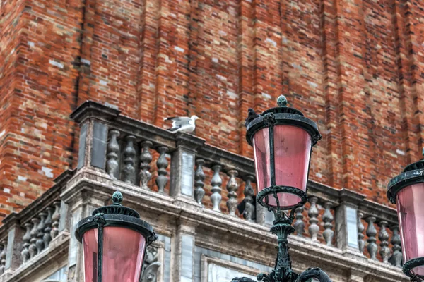 Farola en la Plaza de San Marco — Foto de Stock