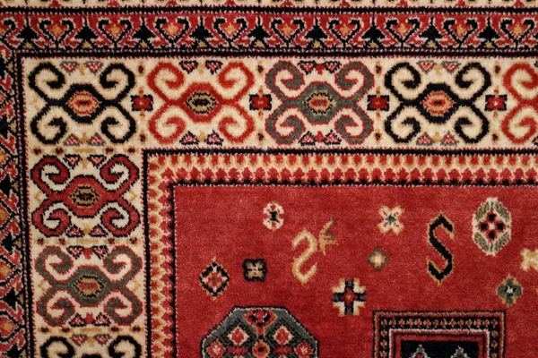 Handgemachter persischer Teppich — Stockfoto