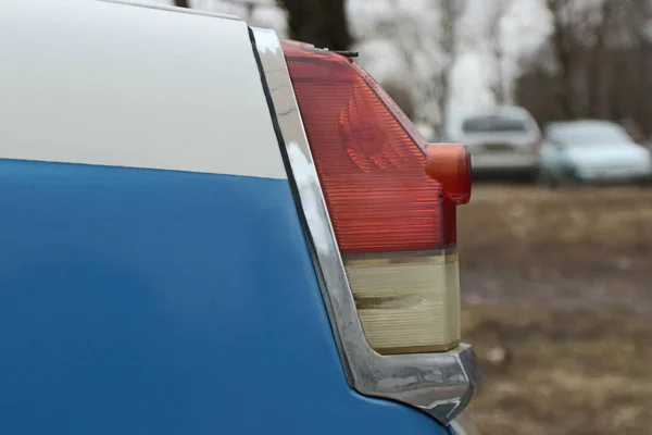 Oldtimer Rojo Luz Freno Clásico Primer Plano Del Coche Retro —  Fotos de Stock