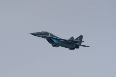 St. Petersburg, Rusya, 25 Temmuz 2021 Rus Donanması 'nın uçuş uçağı Su-30SM savaş uçağı