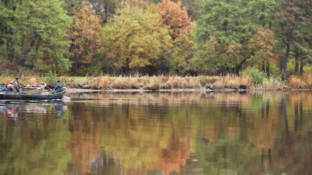 Saison de pêche — Video