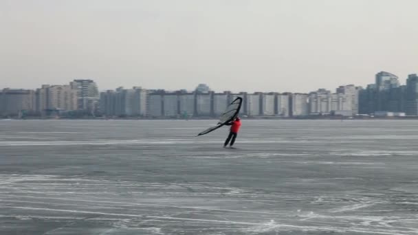Siluetas de surf sobre hielo — Vídeo de stock