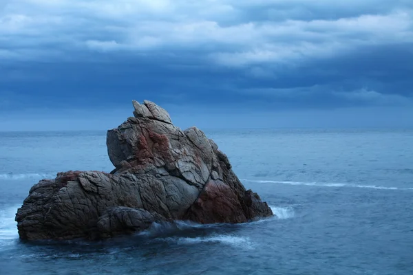 Seascape  rock in the sea — Stock Photo, Image