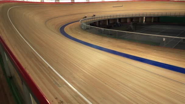 Cycling race Indoor track — Stock Video