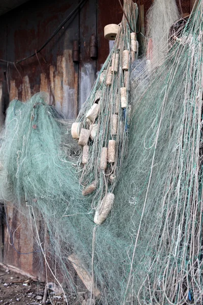 Рыболовная сеть с поплавками — стоковое фото