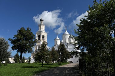 Katedral Spaso-Prilutsky Manastırı