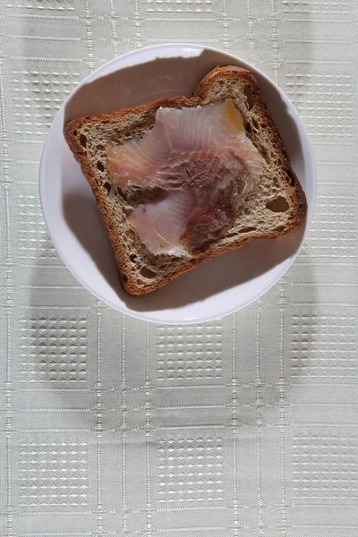 Weiße Untertasse Mit Butter Vorhanden Die Klassische Vorspeise — Stockfoto