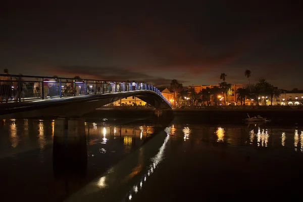 Night view of the bridge — Stock Photo, Image