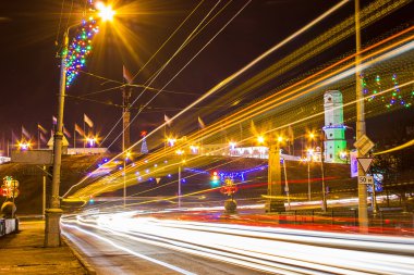 kentsel sokaklarda gece hareket