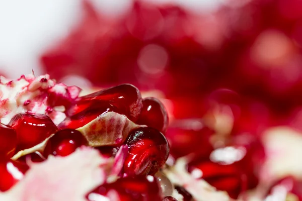Red Juicy Seeds of Pomegranate. — Stock Photo, Image