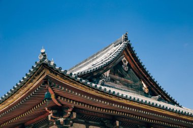 Japonya, Kyoto 'daki Toji Tapınağı' nın geleneksel çatısı.