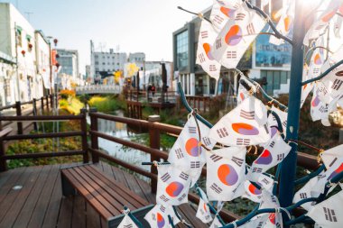 Kore ulusal bayrağı Taegeukgi Haecheon Hangil hareket tema caddesi Miryang, Kore