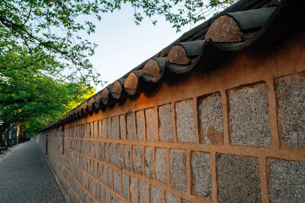Гробниця Daereungwon Кам Яному Провулку Кьонджу Корея — стокове фото