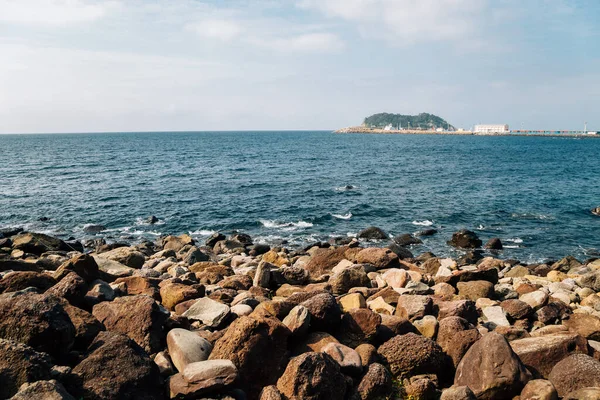 Strand Vor Den Jeongbang Falls Jeju Island Korea — Stockfoto