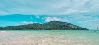 Koh Lipe 'de mavi deniz ve beyaz plajlar..