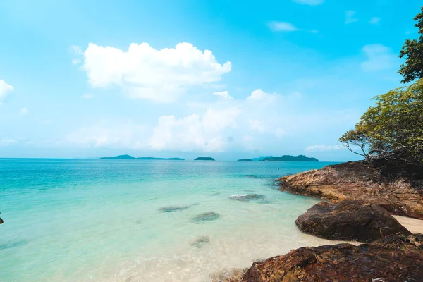 Koh Chang Beach Viajar Mar Azul Playa Roca Verano — Foto de Stock