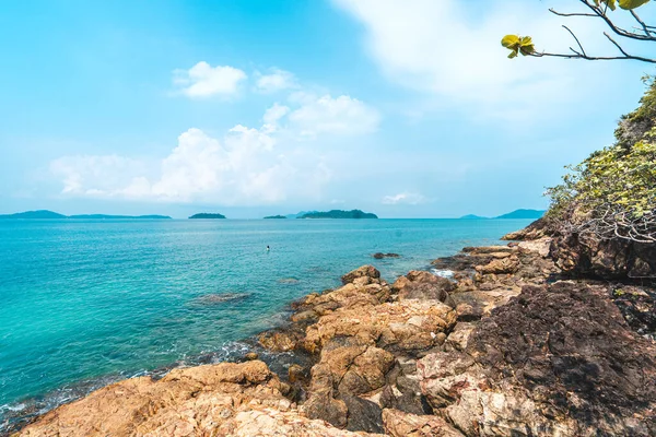 Koh Chang Beach Voyage Mer Bleue Plage Rochers Été — Photo