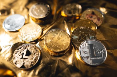 Şifreli para birimi için kripto altın bitcoin resmi