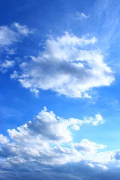 Picturesque white clouds on blue sky — Stock Photo, Image