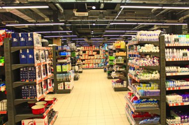 Alkollü içeceklerin mağaza