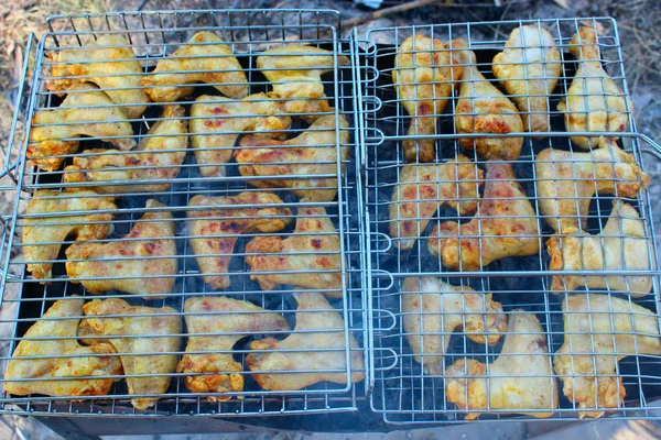 Barbecue uit van kippenvlees — Stockfoto