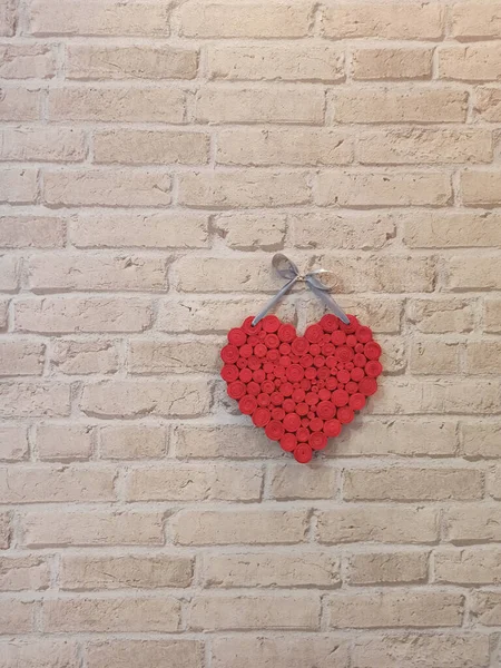 Red Heart Hanging Brick Wall Textured Symbol Love Two Handmade — Stock Photo, Image