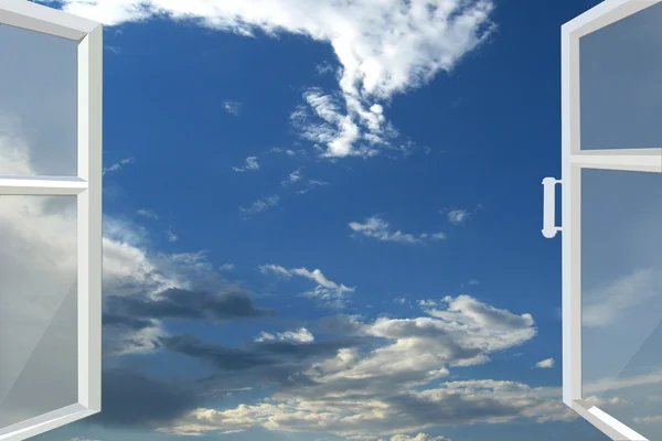 Janela aberta para o céu azul — Fotografia de Stock