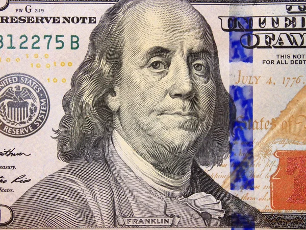 Nota de banco de cem dólares com imagem do presidente — Fotografia de Stock