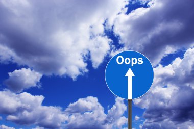 yazıt oops uyarı ile yol işareti
