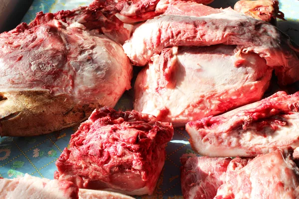 Trozos de carne fresca — Foto de Stock