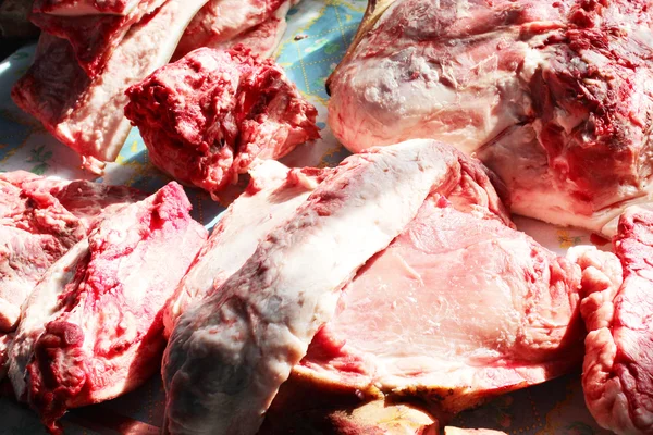 Carne de cerdo en el mercado — Foto de Stock