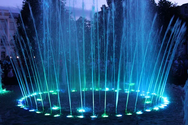 Colored fountains in city park — Stock Photo, Image