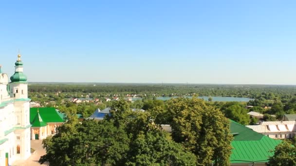 Monasterio de Troitskyi en Chernihiv vista de pájaro — Vídeos de Stock