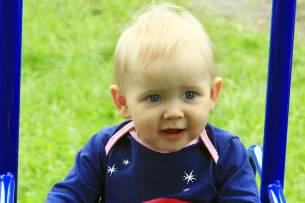 Little baby 's portrait — стоковое фото