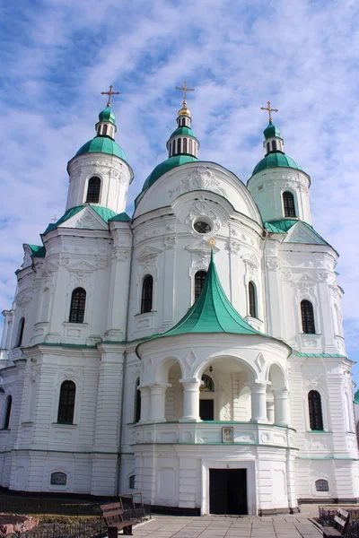Schöne Spaso-Preobrazhenska-Kirche in Kozelets in der Ukraine — Stockfoto