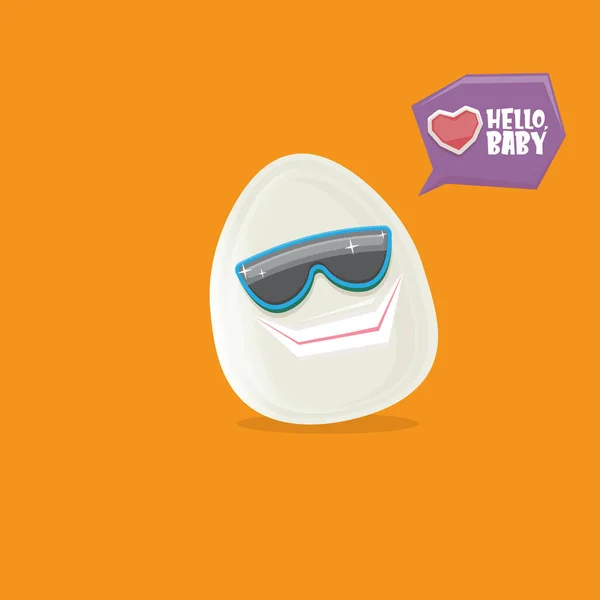 Turuncu arka planda izole edilmiş güneş gözlüklü komik çizgi film karakteri. Komik gülümseyen havalı beyaz yumurta etiketi — Stok Vektör
