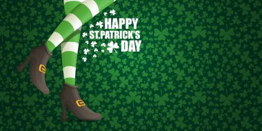 Aziz Patrick Günü yatay pankartı, yeşil çizgili yeşil çizgili, yoncalı yeşil çoraplı, cüce leprikon kız bacakları. Saint Patrick Day bayrağı ya da kızla poster tasarımı şablonu