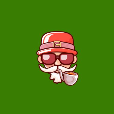 Noel Baba kafası Noel Baba 'nın kırmızı şapkası, sigara piposu ve yeşil Noel arka planında izole edilmiş kırmızı hippi güneş gözlüğü. Noel Baba etiketi ya da etiket tasarımı