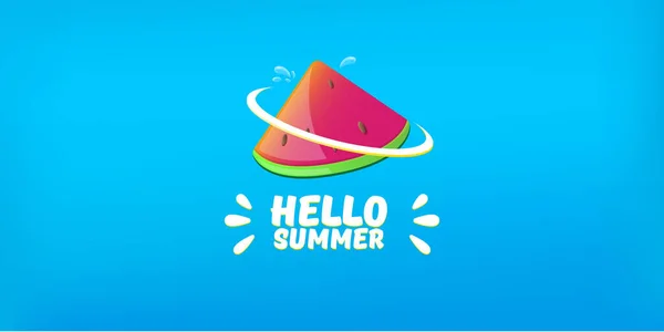 Hello Summer Beach Party горизонтальні прапори Дизайн шаблону з свіжим шматком кавуна ізольований на синьому тлі. Привіт, літній концепт-лейбл або плакат з фруктовим і типографічним текстом. Літун. — стоковий вектор