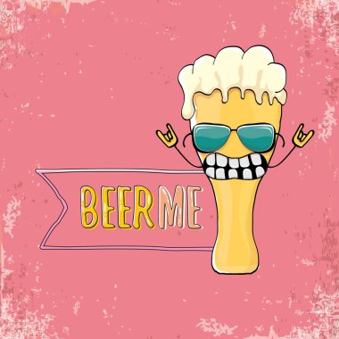 Bira ME vektör illüstrasyonu ya da yaz posteri. Tee 'de yazan komik sloganı olan garip bira karakteri vektörü. Uluslararası bira günü veya sloganlı Ekim Festivali etiketi