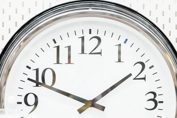 시계의 콘셉트 이미지 , Deadline.Time Management. 시간 압력. 노년기를 위한 치료. 연례보고. 앞모습. — 스톡 사진