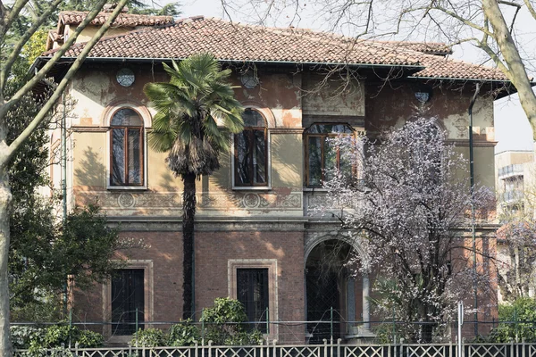 Monza (Italy): old house — Stock Photo, Image