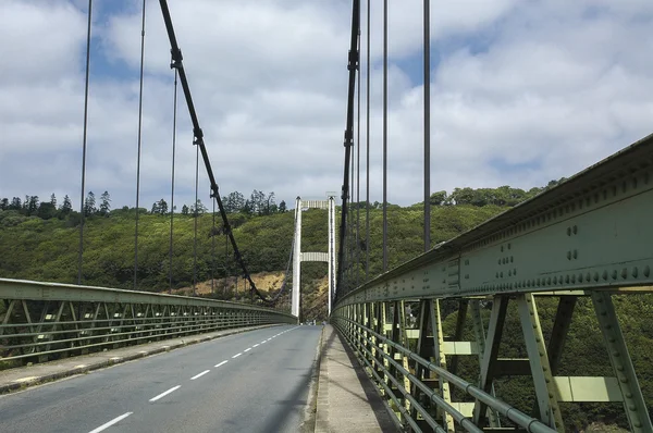 Pont-de-Tevenez, moderne Brücke in der Bretagne — Stockfoto