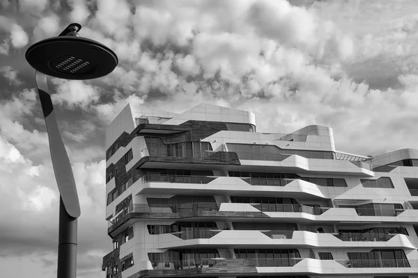 Immeubles résidentiels modernes à Milan — Photo
