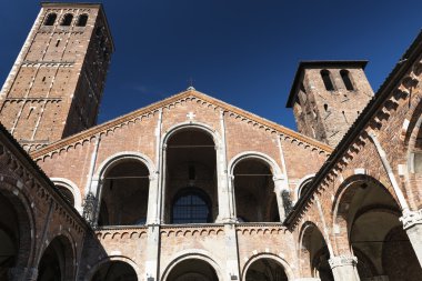 Milan: Sant'Ambrogio kilise