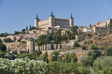 Toledo (İspanya): Alcazar