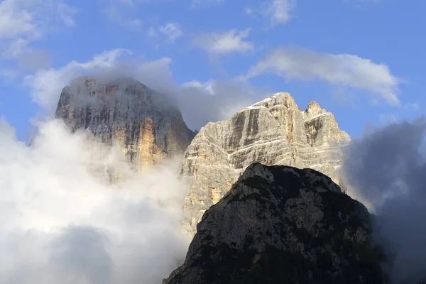 Paisaje Montaña Verano Largo Carretera Forcella Staulanza Selva Cadore Dolomitas —  Fotos de Stock