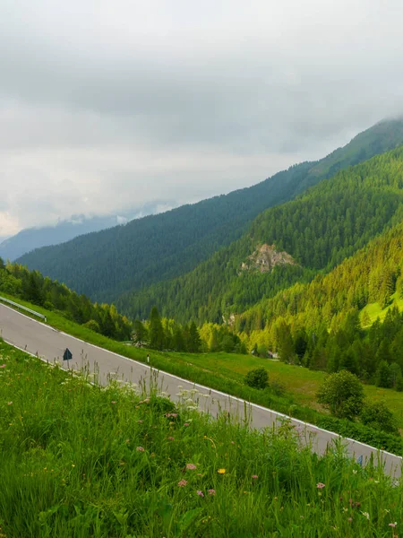 Mountain Landscape Summer Road Giau Pass Dolomites Belluno Province Veneto — Stock Photo, Image