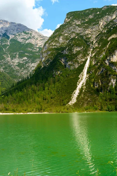 Paisagem Montanhosa Verão Longo Estrada Vale Landro Dolomitas Província Bolzano — Fotografia de Stock