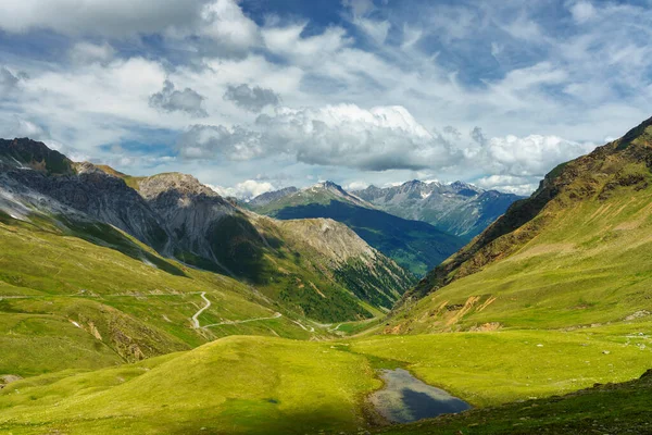 Krajobraz Górski Wzdłuż Drogi Przełęczy Stelvio Prowincja Sondrio Lombardia Włochy — Zdjęcie stockowe